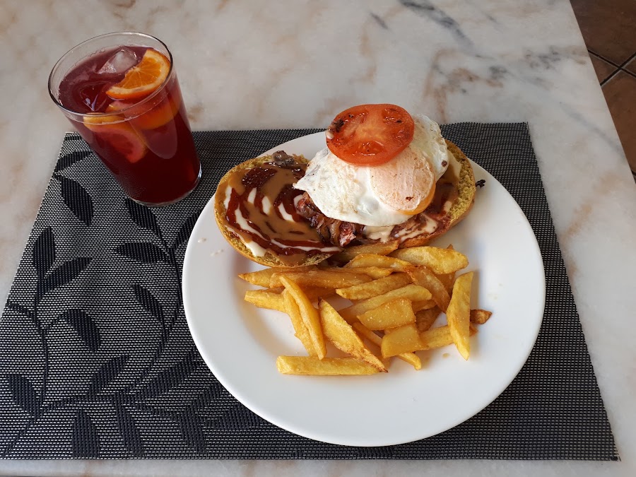 Cafetería Los Arcos